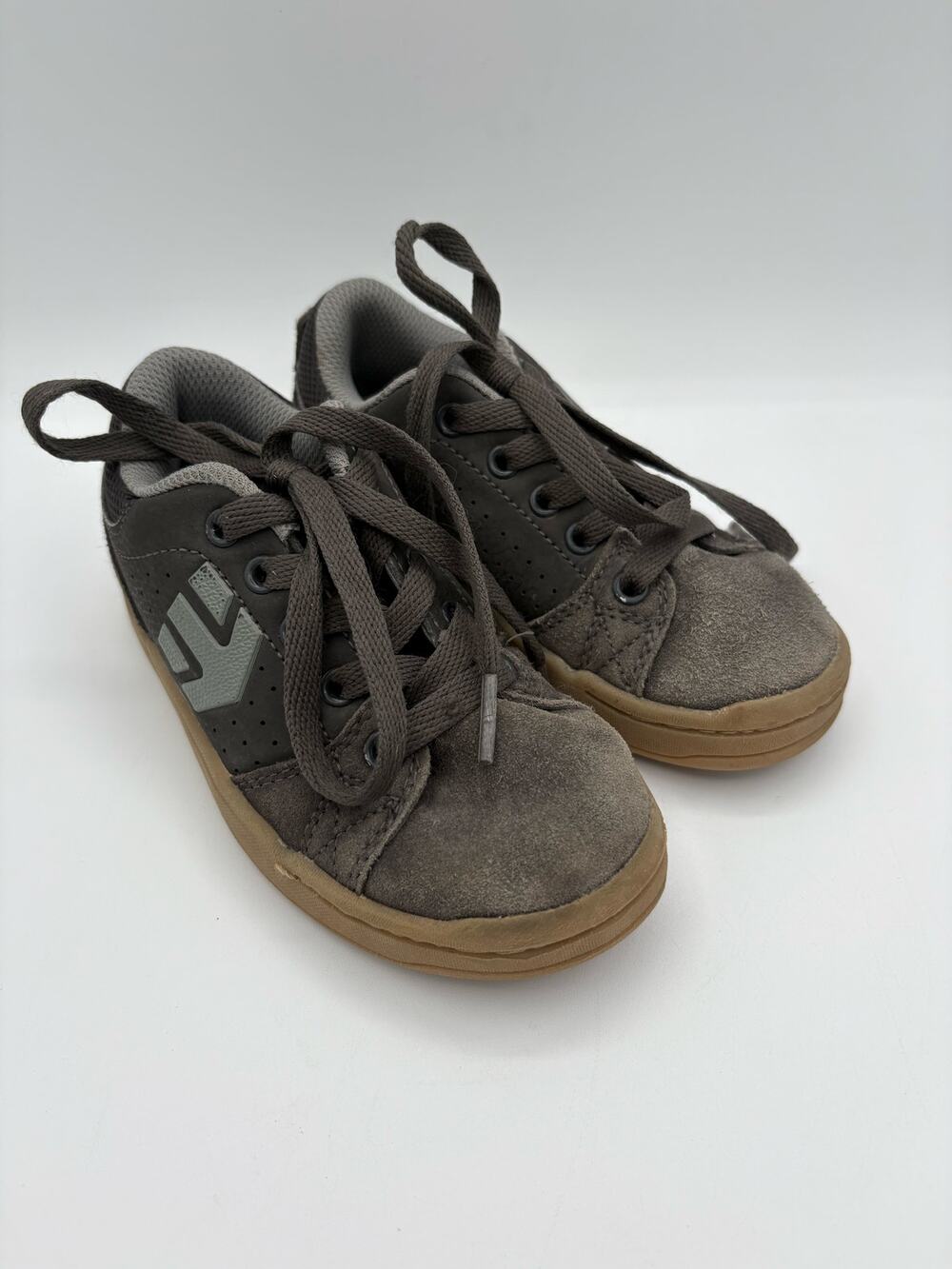 Kids Etnies Gray Lace Up Suede Skater Shoes Sneakers